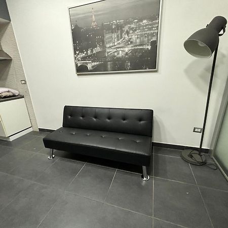 Napoli Centro Casa Con Due Camere E Cucina Esterno foto