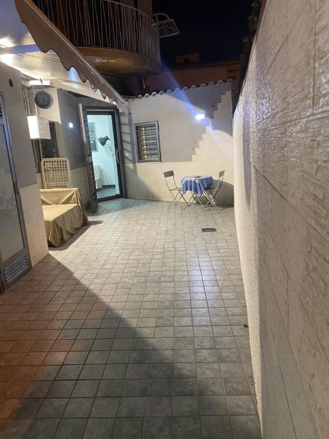 Napoli Centro Casa Con Due Camere E Cucina Esterno foto